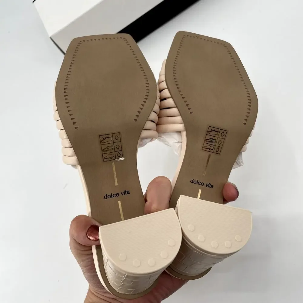 DOLCE VITA New in Box Priana Block Neutral Heels in Cream // 8.5 - Picture 10 of 12